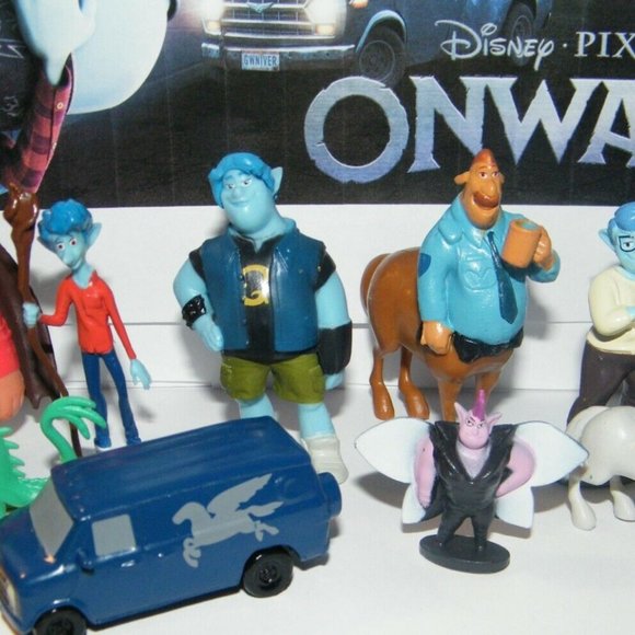 Disney Onward Movie Figure Set of 14 Toy Kit with 10 Figures, 4 Fun Stickers - Picture 2 of 7